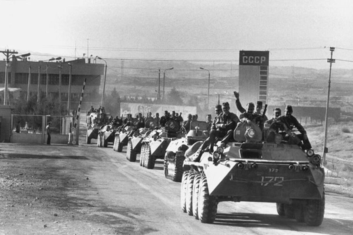 Фото Ввод советских войск в Афганистан: фотокарточки к памятной дате 5