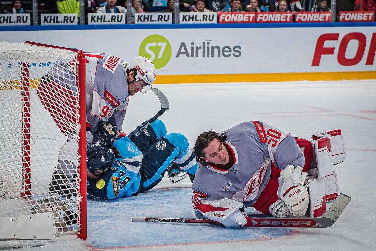 Фото Хоккейная «Сибирь» обидно уступила «Спартаку». Фоторепортаж 7