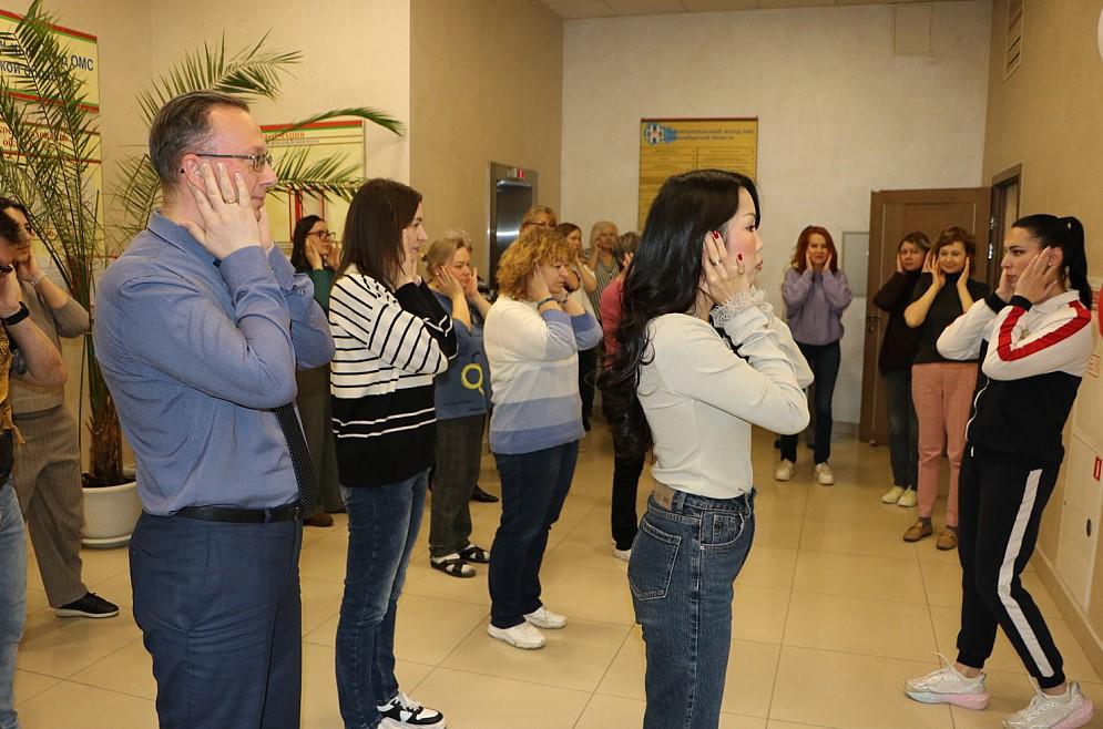 Фото «Месяц добрых дел» в Территориальном фонде обязательного медицинского страхования НСО 4