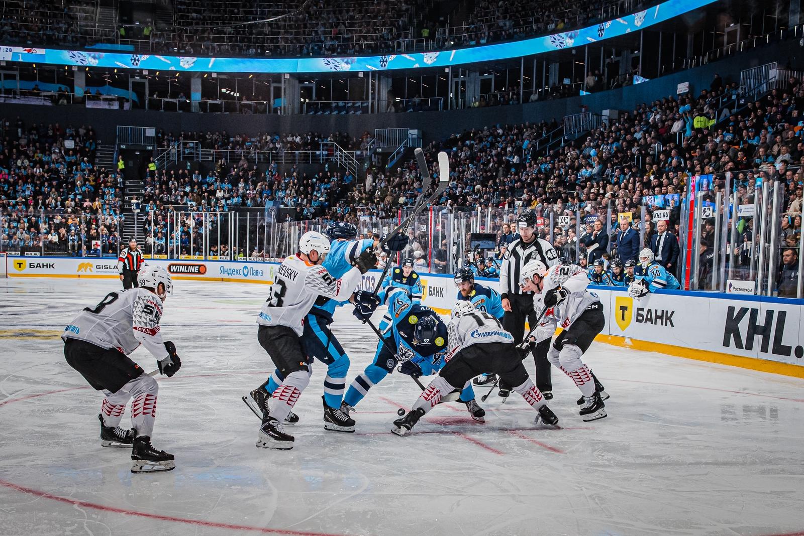 Фото Хоккейная «Сибирь» обыграла «Авангард» со счётом 4:2. Фоторепортаж 10