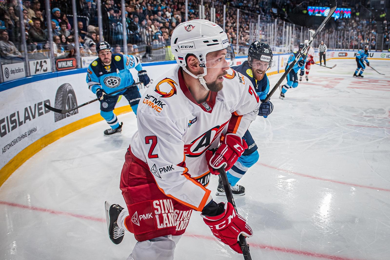 Фото Хоккейная «Сибирь» «всухую» проиграла «Автомобилисту» на домашнем льду. Фоторепортаж 8