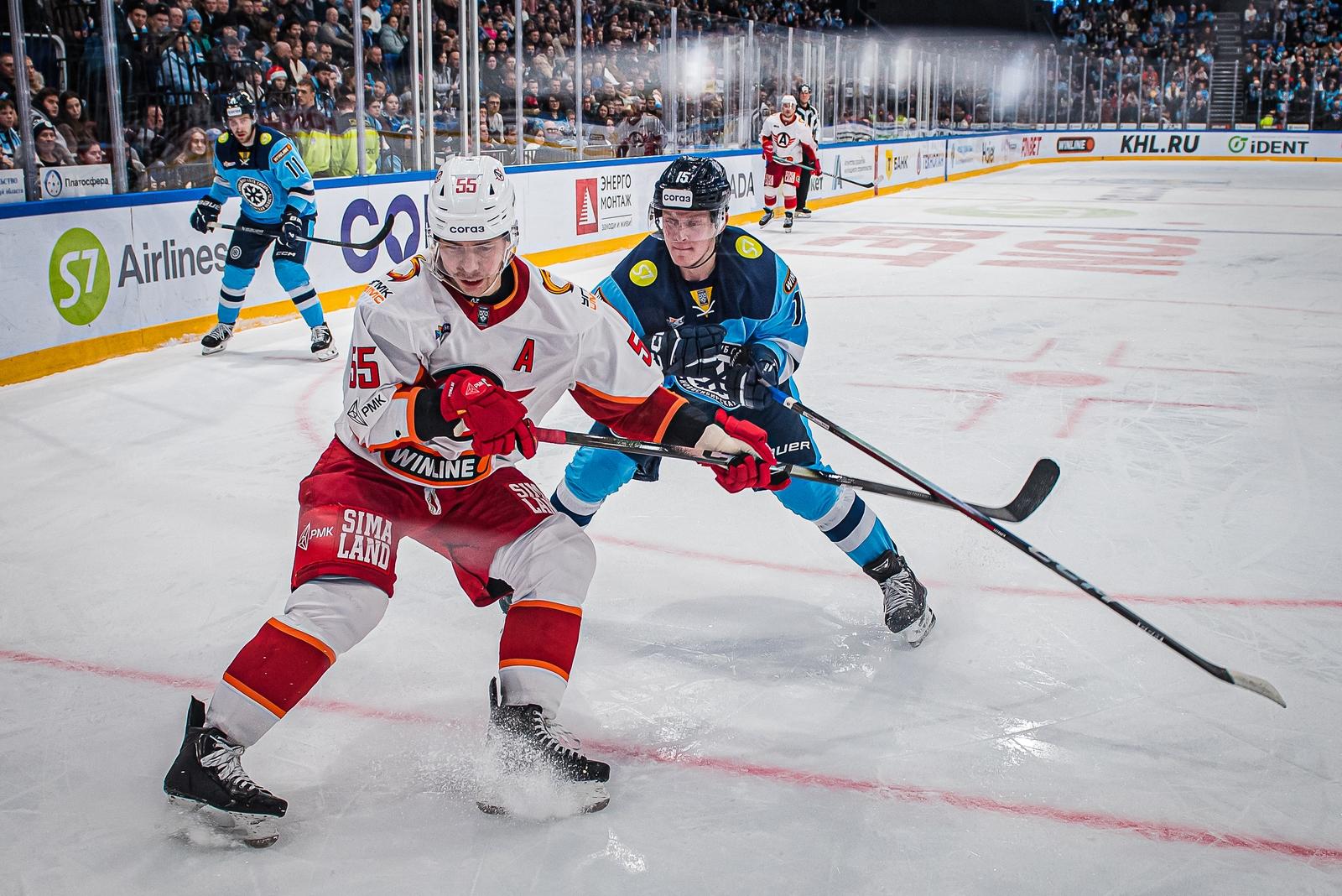 Фото Хоккейная «Сибирь» «всухую» проиграла «Автомобилисту» на домашнем льду. Фоторепортаж 14