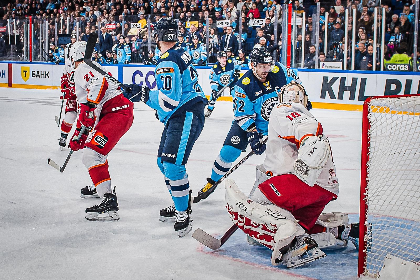 Фото Хоккейная «Сибирь» «всухую» проиграла «Автомобилисту» на домашнем льду. Фоторепортаж 19