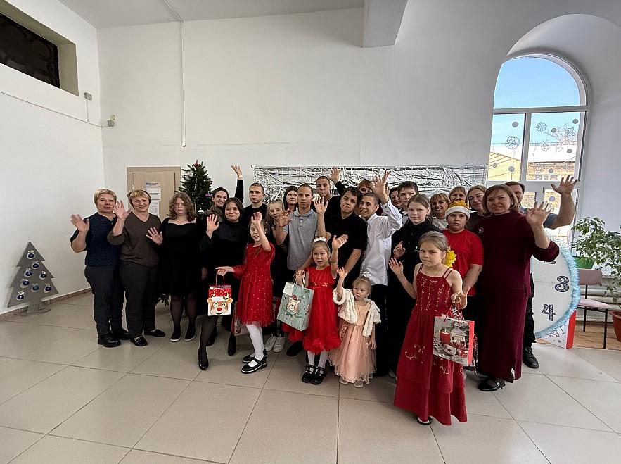 Фото Время чудес наступает: «Ростелеком» исполнил мечты детей из Бакчарского детского дома 2