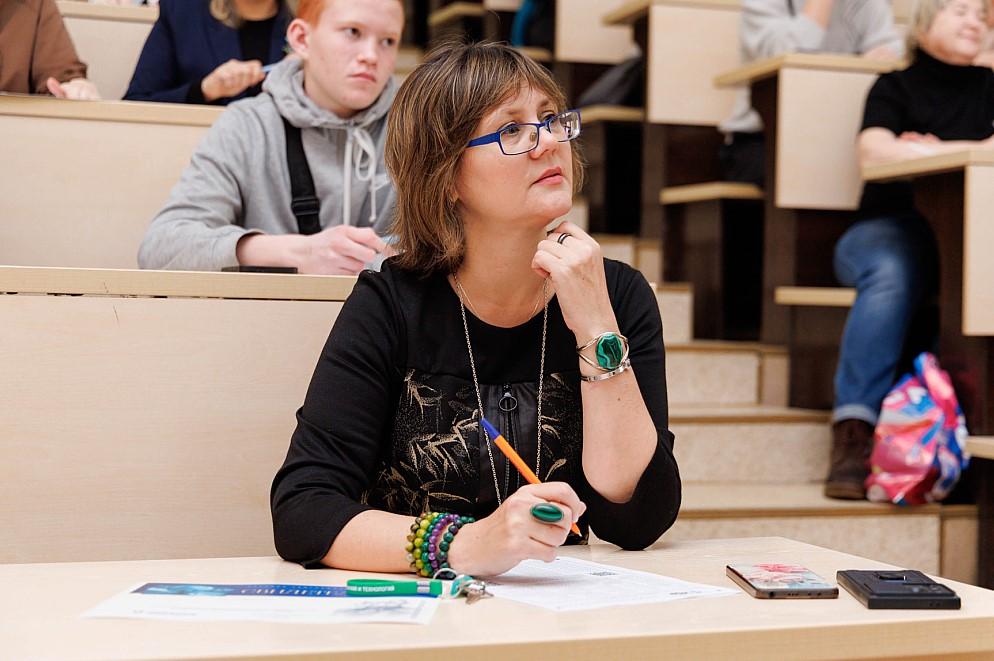 Фото СГУГиТ выступил площадкой международной просветительской акции «Географический диктант» 2