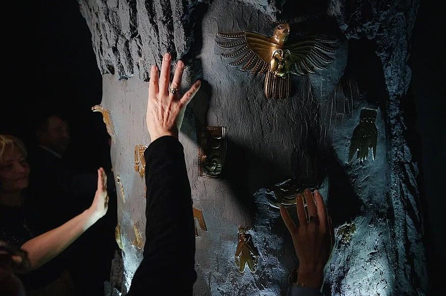 Фото В Художественном музее оживили древности: открылась выставка «Сны Сибири» 4 - Сиб.ФМ Фото В Художественном музее оживили древности: открылась выставка «Сны Сибири» 4