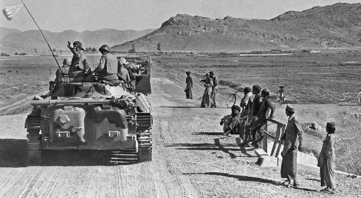 Фото Ввод советских войск в Афганистан: фотокарточки к памятной дате 4