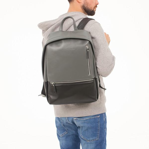 Фото Мужское эго размером с сумку: как выбрать кожаный аксессуар на века – и по сходной цене 2