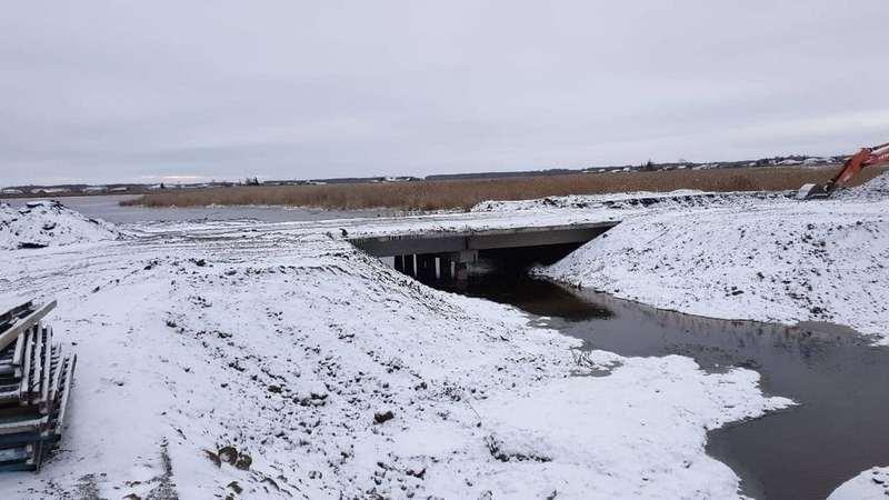 Фото В Омской области началось строительство моста через реку Тарбуга - фото 2