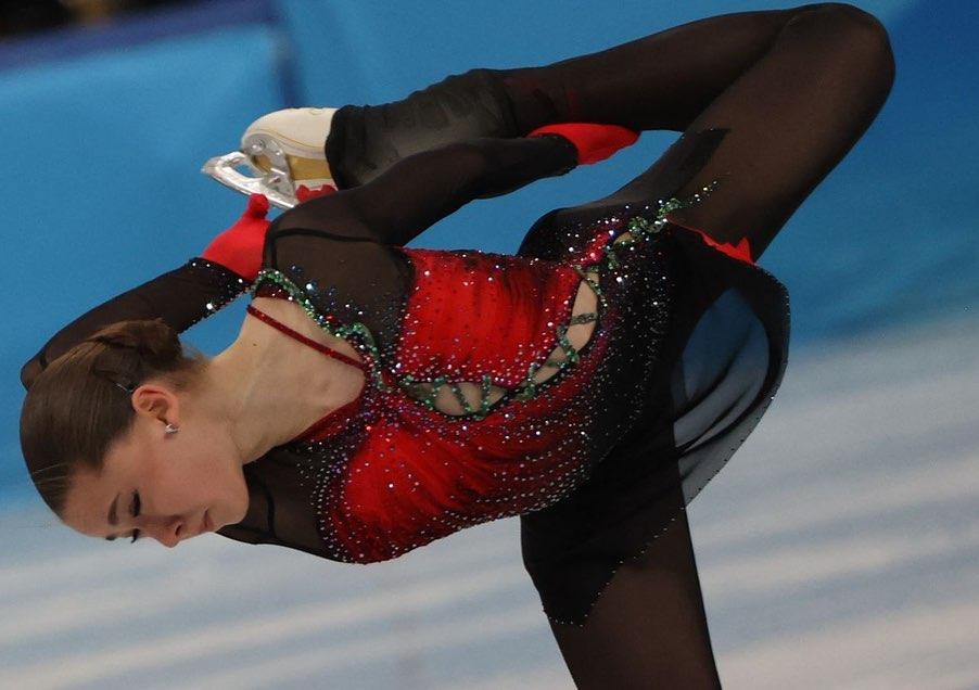 Фото «Переписывает историю фигурного катания»: как 15-летняя фигуристка Камила Валиева стала звездой Олимпиады-2022 в Пекине 2