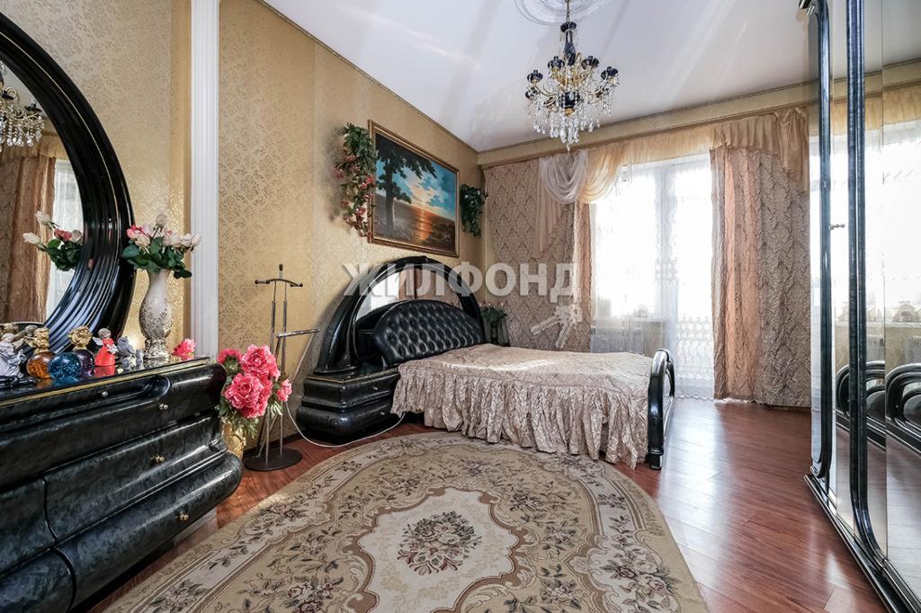Фото В Новосибирске продают элитную квартиру с кухней-гостиной за 21 млн рублей 4