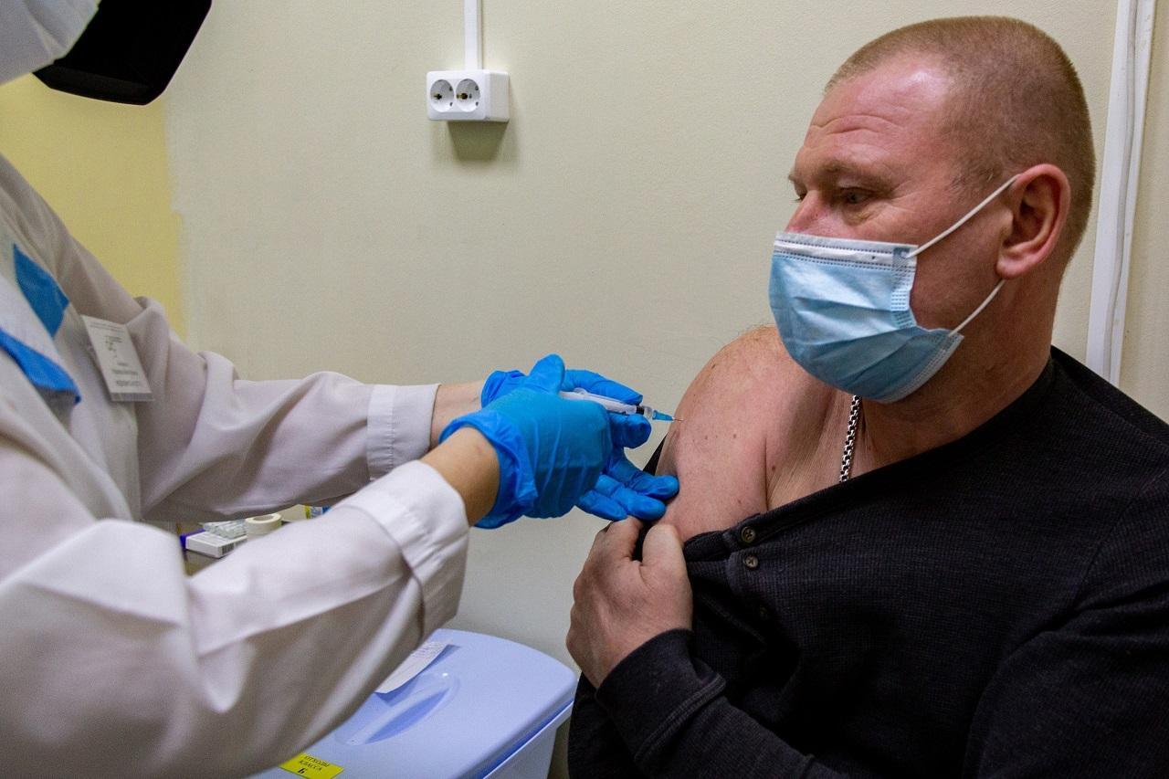Фото «Омикрон» не щадит кожу и волосы: последствия коронавируса, от которых не спасает вакцинация 4