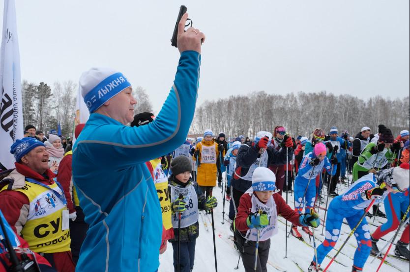 Фото Новосибирский губернатор Травников может пропустить «Лыжню России» из-за болезни 2