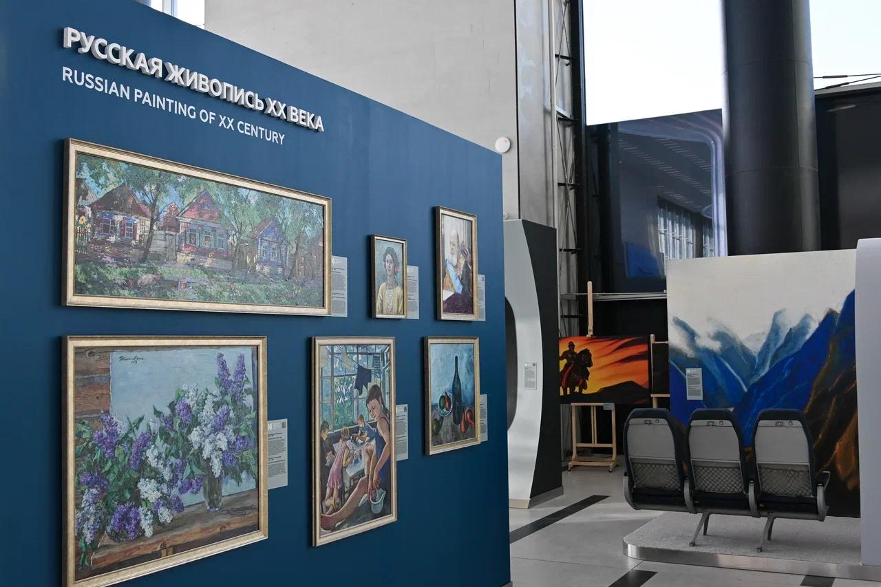 Фото Новосибирский художественный музей открыл свое отделение в аэропорту Толмачево 3