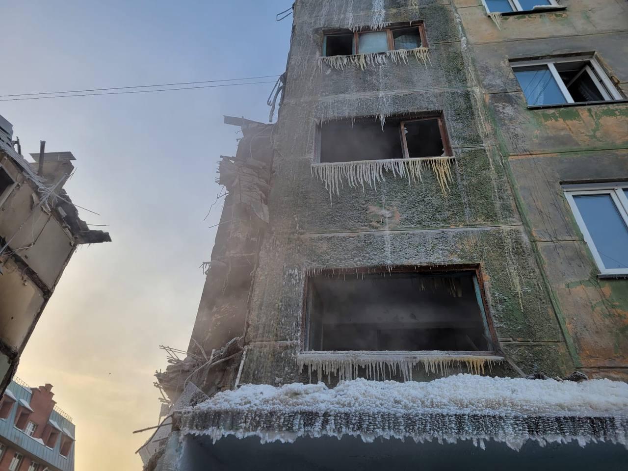 Фото В Новосибирске опубликованы 10 кадров разрушенного дома после взрыва газа 7