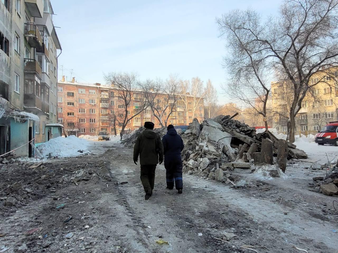 Фото В Новосибирске опубликованы 10 кадров разрушенного дома после взрыва газа 8