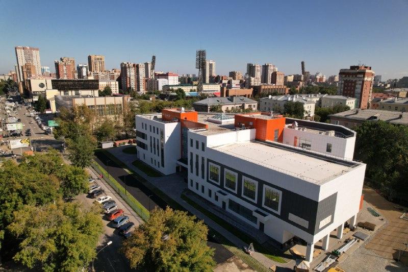 Фото В Новосибирске в 2023 году построили новые здания для трех школ 2