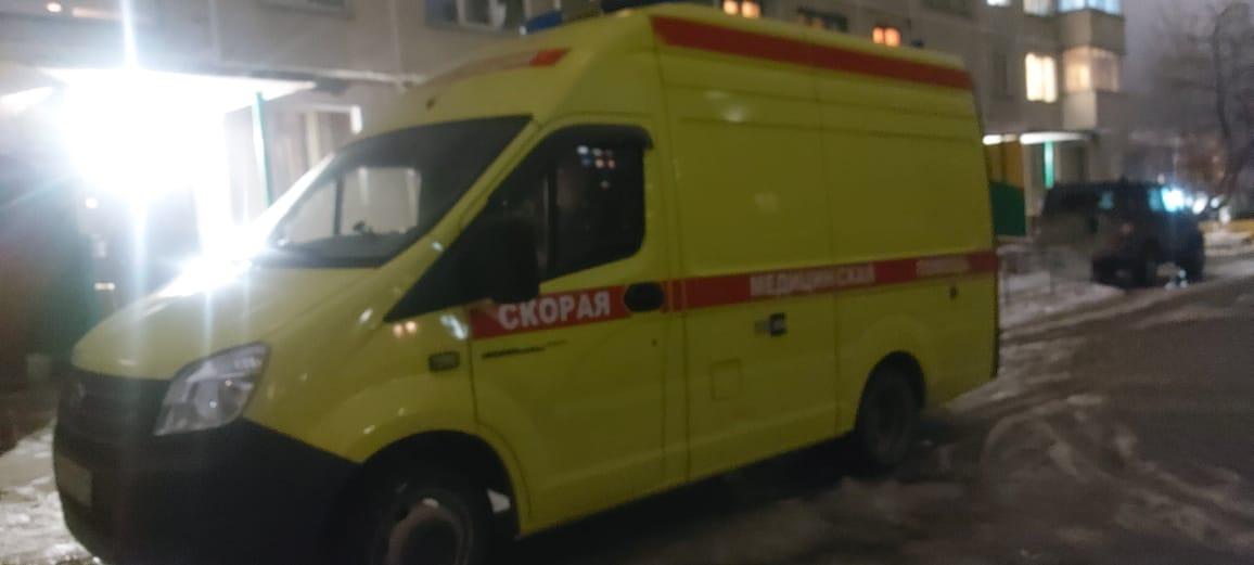 Фото «Глаз не двигается»:  в Новосибирске водитель сбил ребёнка, паркуясь задом 2