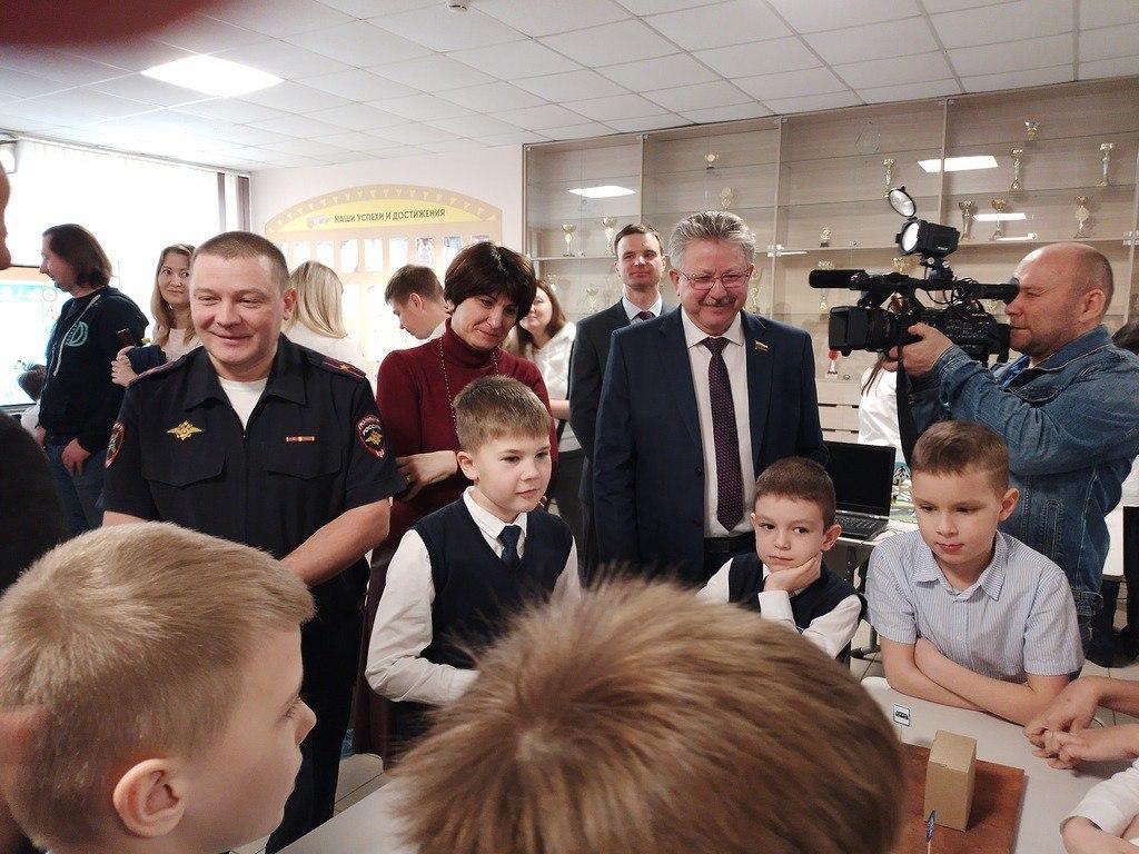 Фото IT-фестиваль «Транспорт и дороги будущего» состоялся в школе №112 в Новосибирске 2