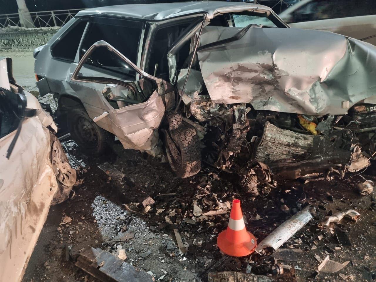 Фото 25-летний новосибирец погиб в ДТП с Hyundai на Октябрьском мосту 2