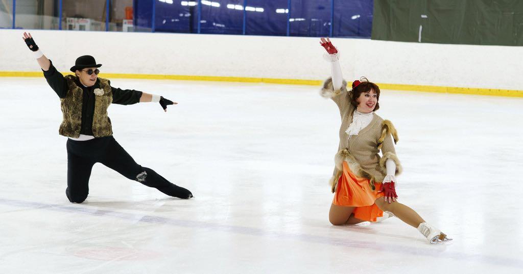 Фото «Выходишь на лёд один — остаёшься в команде»: 15 лет вдохновения с клубом любительского фигурного катания «6.0!» Интервью с одним из основателей и руководителем клуба Юлией Алексеенко 2 - Сиб.ФМ Фото «Выходишь на лёд один — остаёшься в команде»: 15 лет вдохновения с клубом любительского фигурного катания «6.0!» Интервью с одним из основателей и руководителем клуба Юлией Алексеенко 2