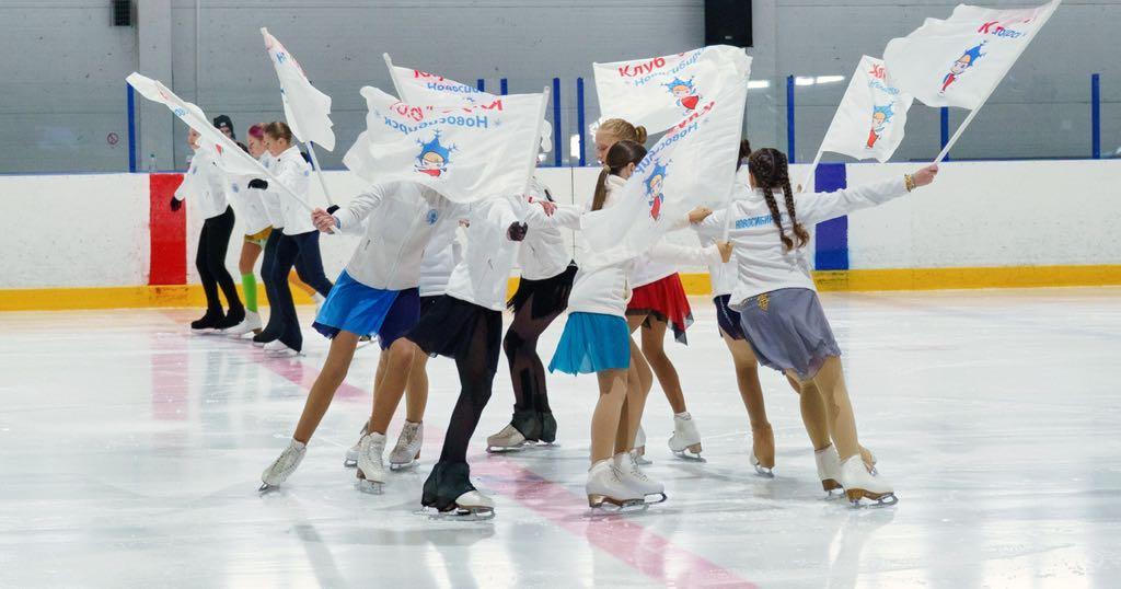 Фото «Выходишь на лёд один — остаёшься в команде»: 15 лет вдохновения с клубом любительского фигурного катания «6.0!» Интервью с одним из основателей и руководителем клуба Юлией Алексеенко 3 - Сиб.ФМ Фото «Выходишь на лёд один — остаёшься в команде»: 15 лет вдохновения с клубом любительского фигурного катания «6.0!» Интервью с одним из основателей и руководителем клуба Юлией Алексеенко 3