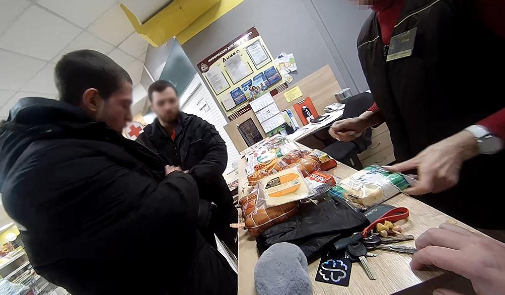 Фото В Новосибирске продавец супермаркета попался на обмане покупателя 5 - Сиб.ФМ Фото В Новосибирске продавец супермаркета попался на обмане покупателя 5