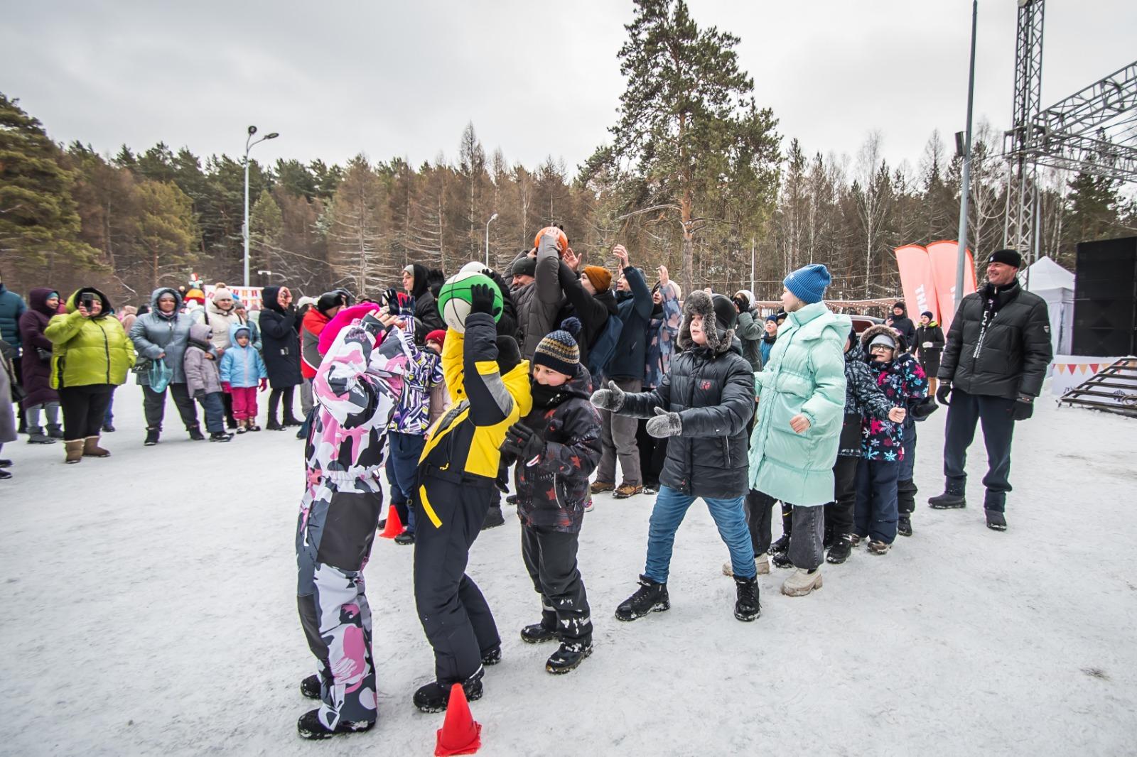 Фото Масленица идет, блины да мед несет - новосибирцев приглашают на масленичные гуляния 2 - Сиб.ФМ Фото Масленица идет, блины да мед несет - новосибирцев приглашают на масленичные гуляния 2
