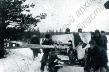 Фото Взрыв на передовой и помощь раненым. Госархив опубликовал кадры новосибирцев на фронте в годы ВОВ 26 - Сиб.ФМ Фото Взрыв на передовой и помощь раненым. Госархив опубликовал кадры новосибирцев на фронте в годы ВОВ 26