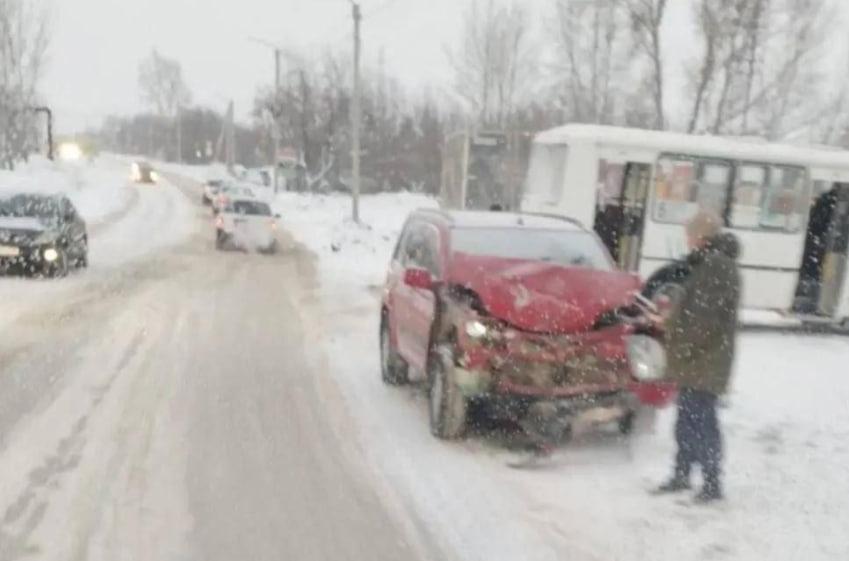 Фото Смертельный пожар и ДТП с автобусом: главные новости Новосибирской области за 28 февраля. 3 - Сиб.ФМ Фото Смертельный пожар и ДТП с автобусом: главные новости Новосибирской области за 28 февраля. 3