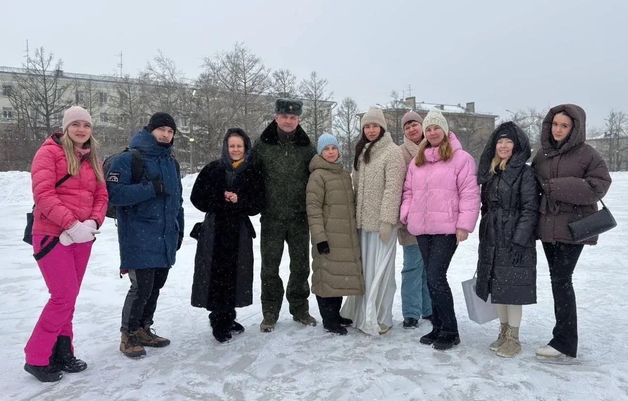 Фото Полуфиналистка шоу «Звезда» на ТНТ исполнила свой хит на стадионе «Спартак» в Новосибирске 2