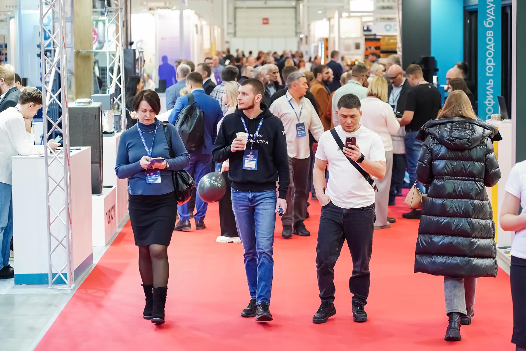 Фото Национальный Оконный Союз в Сибири: пресс-конференция с лидерами рынка светопрозрачных конструкций 3