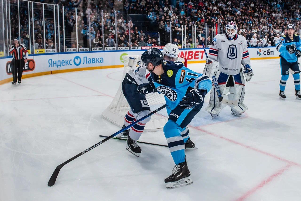 Фото Новосибирский ХК «Сибирь» одолел «Ладу» со счетом 3:2 в тяжелейшем матче. ФОТОРЕПОРТАЖ 9