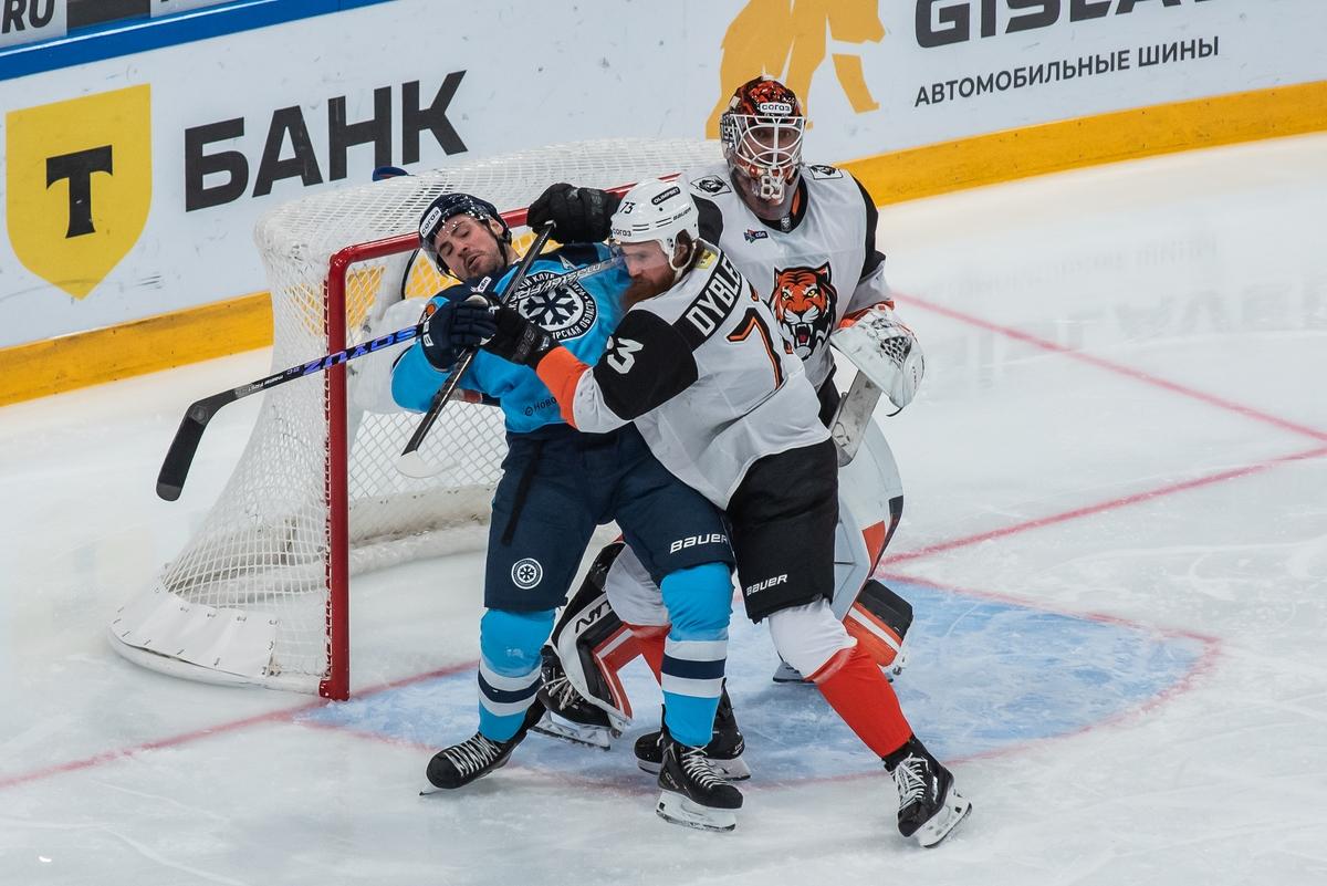 Фото Новосибирская «Сибирь» обидно уступила «Амуру» в овертайме: 20 динамичных кадров матча 2