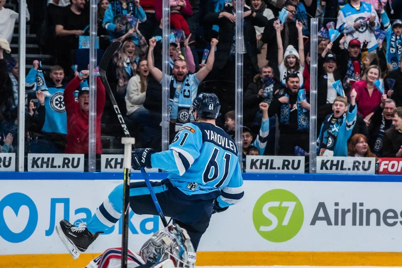 Фото Новосибирский ХК «Сибирь» проиграл «Нефетхимику» дома со счетом 5:2. ФОТОРЕПОРТАЖ 6