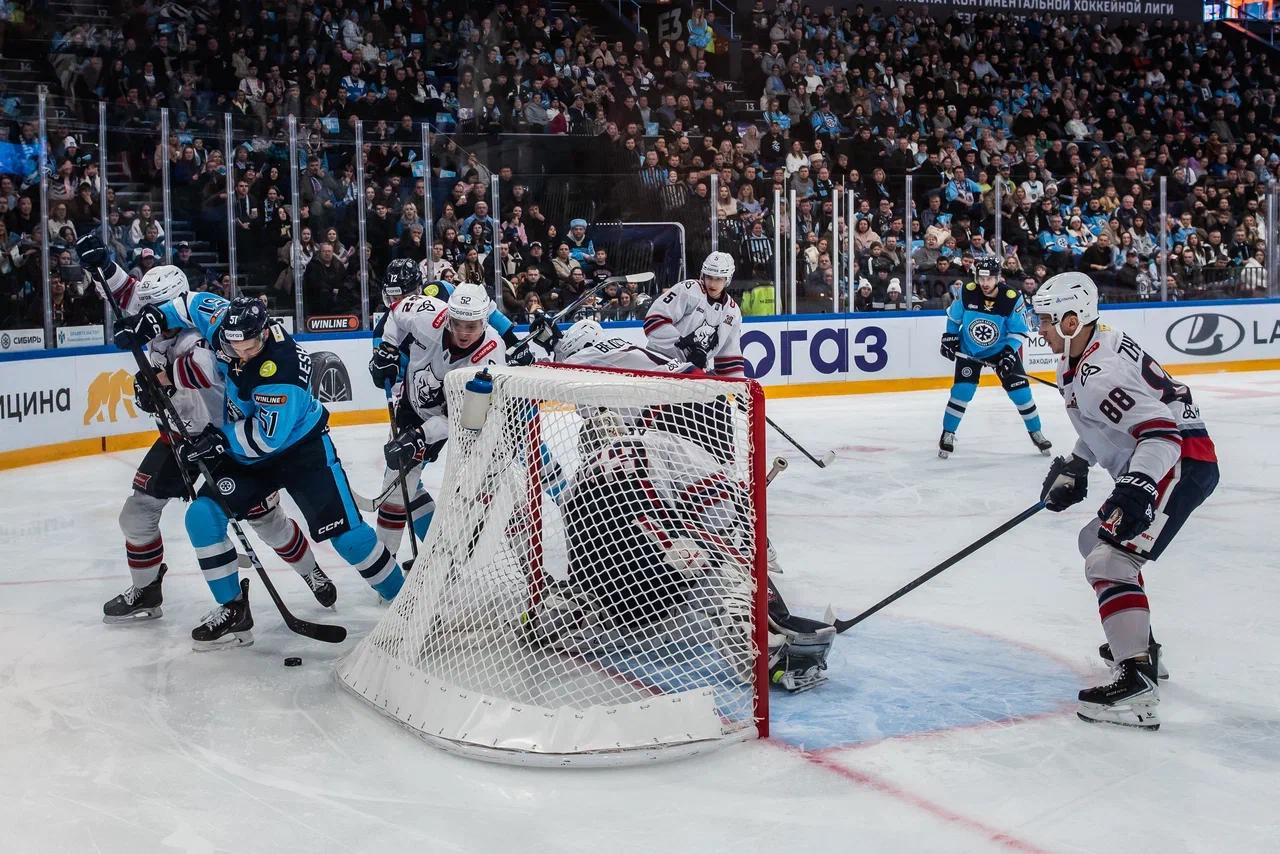 Фото Новосибирский ХК «Сибирь» проиграл «Нефетхимику» дома со счетом 5:2. ФОТОРЕПОРТАЖ 10