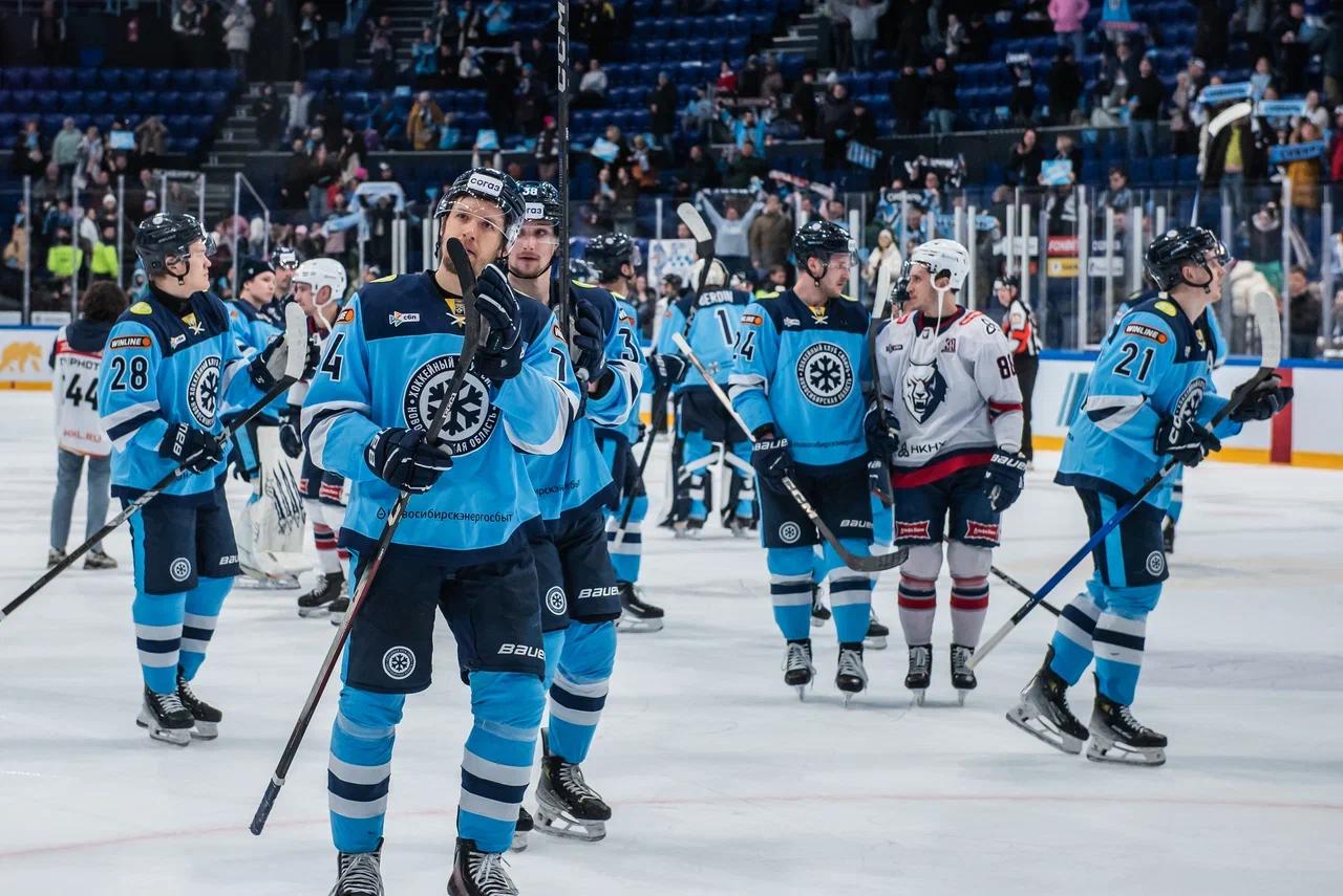 Фото Новосибирский ХК «Сибирь» проиграл «Нефетхимику» дома со счетом 5:2. ФОТОРЕПОРТАЖ 20