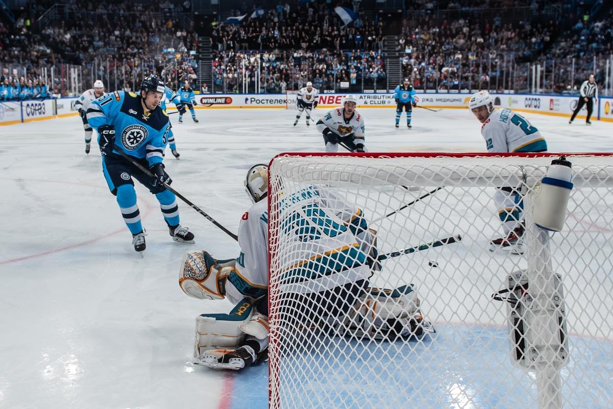 Фото Исторический рекорд КХЛ: «Сибирь» разгромила «Сочи» со счётом 10:1: 20 кадров грандиозного матча 2