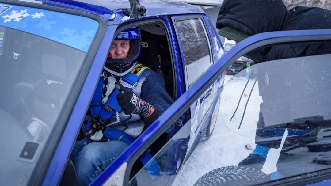 Фото В Новосибирске прошёл 4-ый этап Дрифт Зимы: 20 крышесносных фото 2