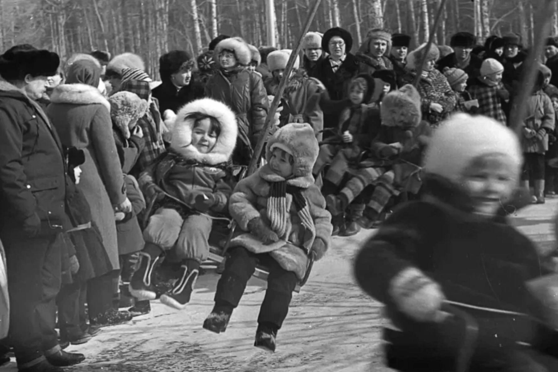 Фото В Новосибирске опубликовали архивные кадры прощания с зимой 7 - Сиб.ФМ Фото В Новосибирске опубликовали архивные кадры прощания с зимой 7