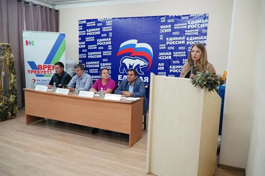 Фото «Крик и плачь души»: жители левобережья обрушились на УК с эмоциональными жалобами на рабочей встрече 2 - Сиб.ФМ Фото «Крик и плачь души»: жители левобережья обрушились на УК с эмоциональными жалобами на рабочей встрече 2