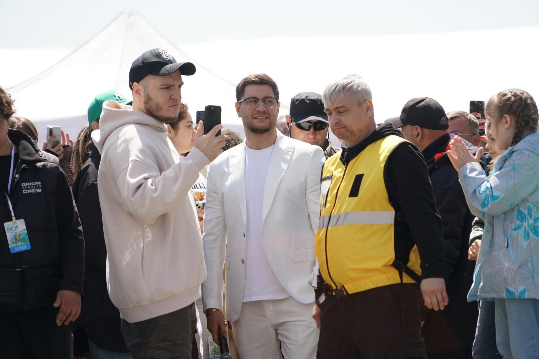 Фото Опубликованы фото новосибирских звезд, которые наделали шума 2