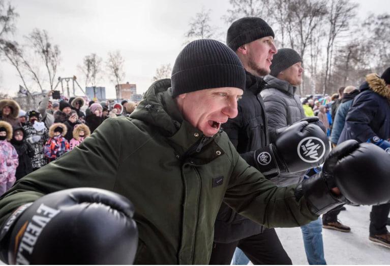 Фото «Крошка моя», салют и сожжение зимы: как Новосибирск оторвался на праздничных выходных 5