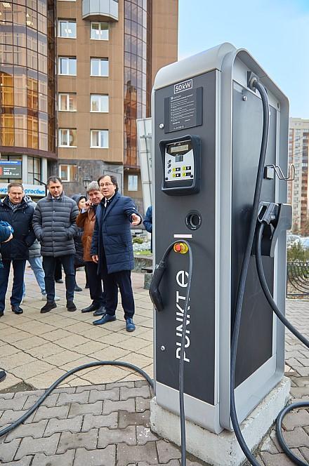 Фото Гарантирующий поставщик электроэнергии развивает сеть ЭЗС в Новосибирске 2