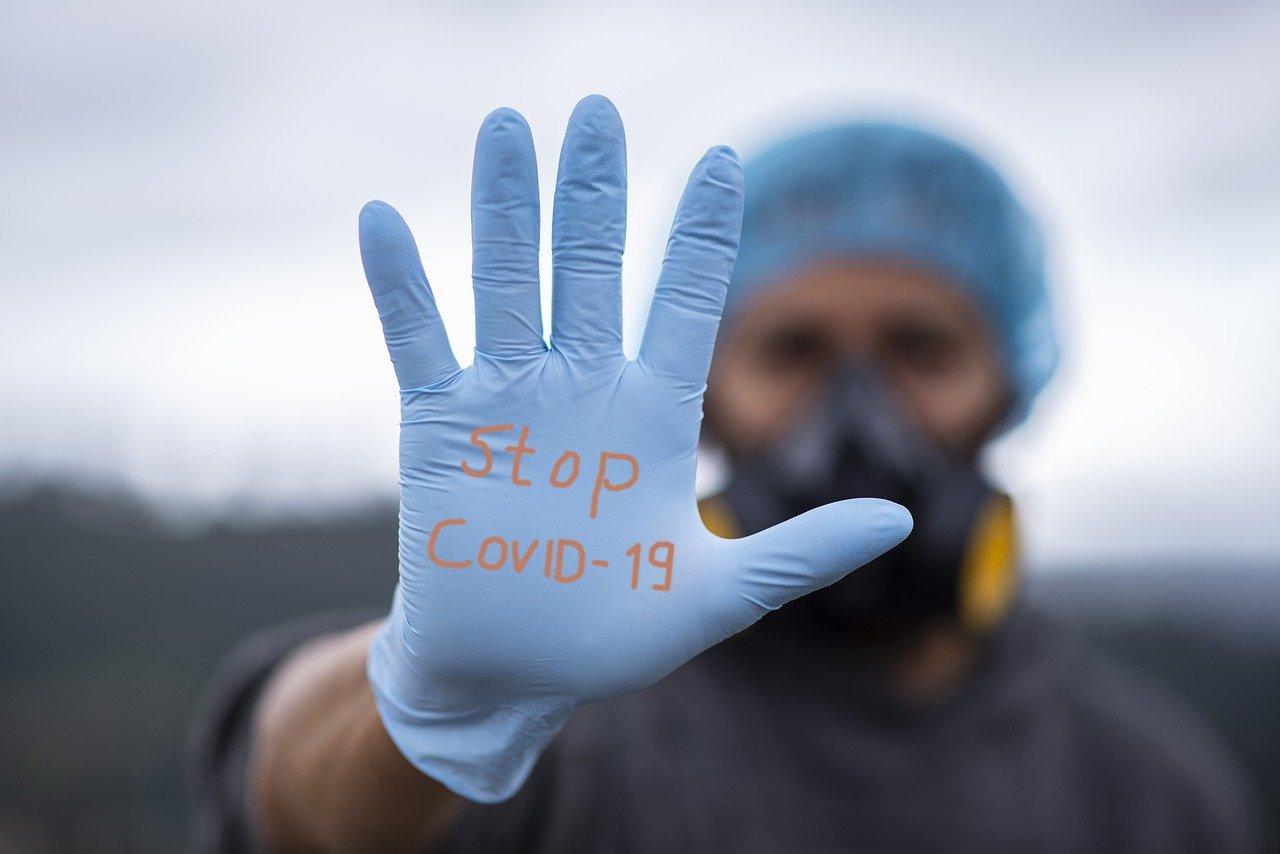 Фото Коронавирус в мире: последние новости о COVID-19 к 15 января – расследование ВОЗ в Китае, новые мутации в США и более 20 смертей после прививки 2