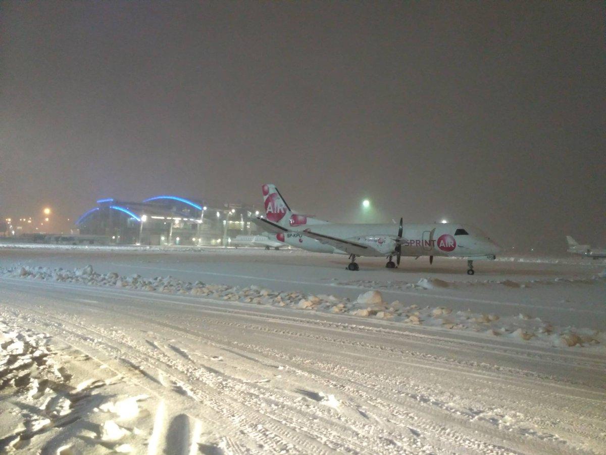 Зимний аэропорт