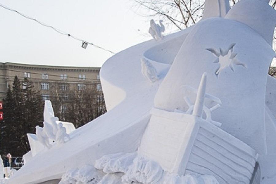 Фото Белые великаны: в Новосибирске назвали победителя фестиваля снежных скульптур 17