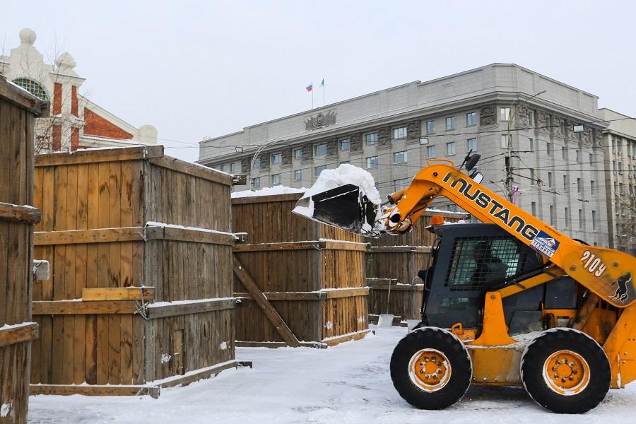 Фото Белые великаны: в Новосибирске назвали победителя фестиваля снежных скульптур 2