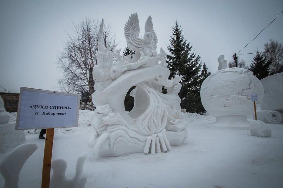 Фото «Духи Сибири» признаны лучшей работой фестиваля снежных скульптур в Новосибирске 5