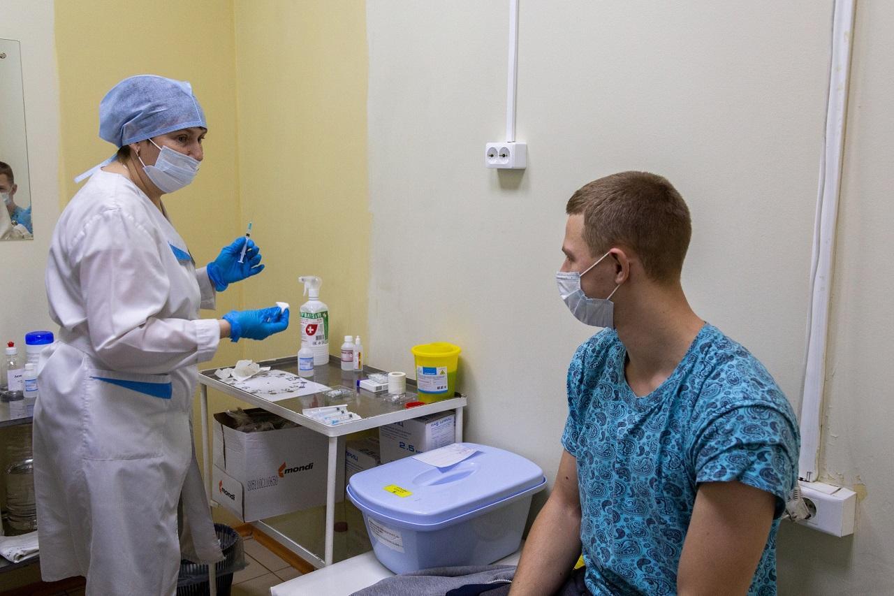 Фото Медотвод при обязательной вакцинации в январе 2022 года – Минздрав уточнил, кому противопоказана прививка от коронавируса 4